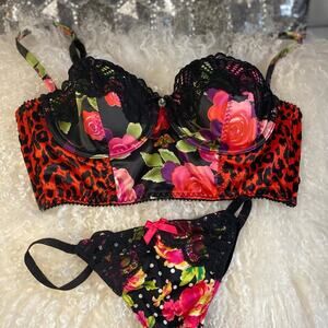 NWOT Victoria’s Secret Lace Rose Leopard Bustier Bra Set 34B Matching Panties